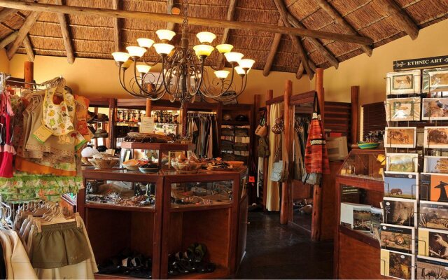 Tau Game Lodge