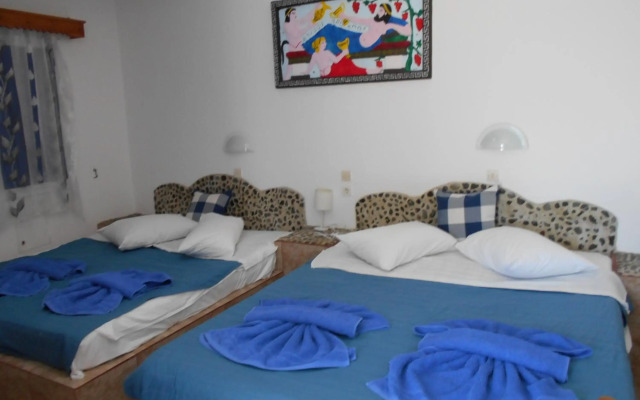 Studios Apartments Kapetanios