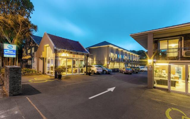 Best Western Newmarket Inn & Suites