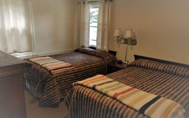 St Charles Motel