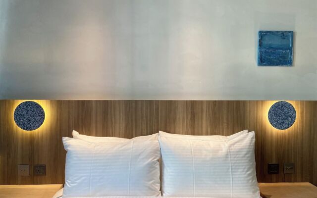 The Blue By Just Inn