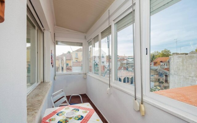 Apartment with One Bedroom in Cascais, with Wonderful City View, Balcony And Wifi - 500 M From the Beach