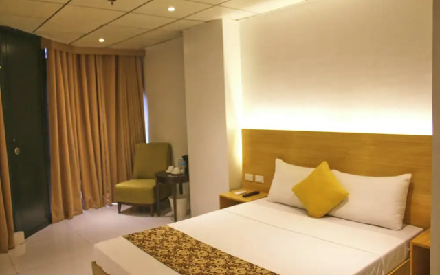 LuxeLite Suites Pasay