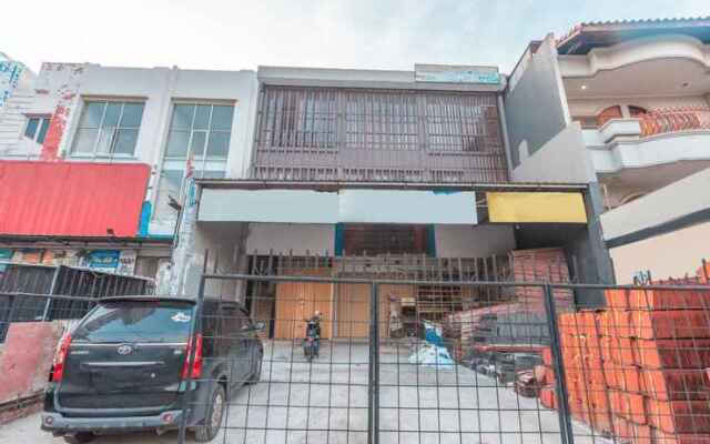 OYO 3717 Sabar Mansion 22
