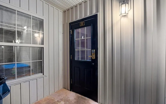 Poplar Point Condo Unit 12E - Three Bedroom Condo