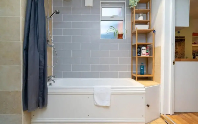 Host Stay Shanklin House