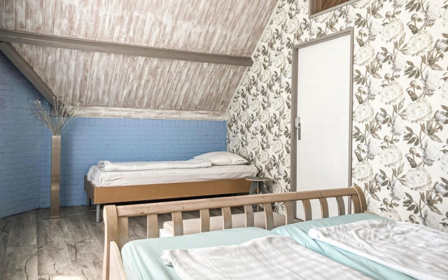 Awesome Home in Bruinisse With Wifi and 4 Bedrooms