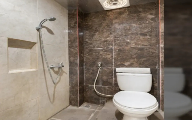 Hotel O Surabaya City Center Near Wonokromo Station