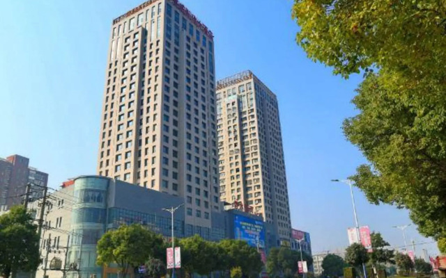 Haowei Kairui Hotel (Jingshan Railway Station Inn)