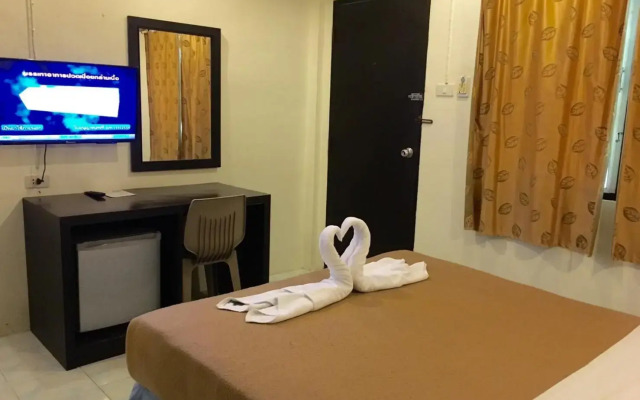 Baantonsai Garden Resort (SHA Extra Plus)