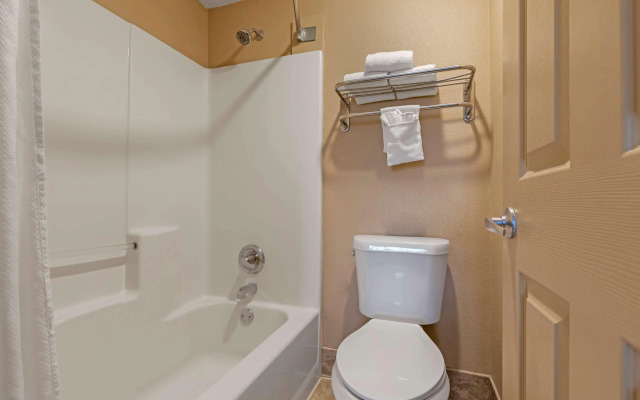 Best Western Taylor Inn