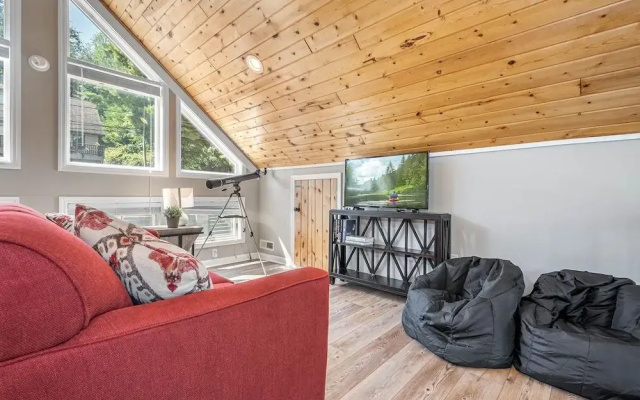 Ski to Shore Chalet by Taylor Made Deep Creek