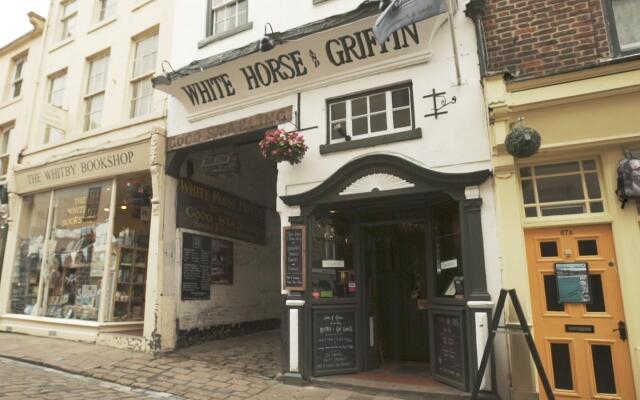 The White Horse & Griffin