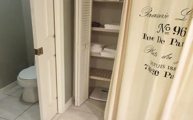 Bella Lago 233 Wkly 2 Br Condo by RedAwning