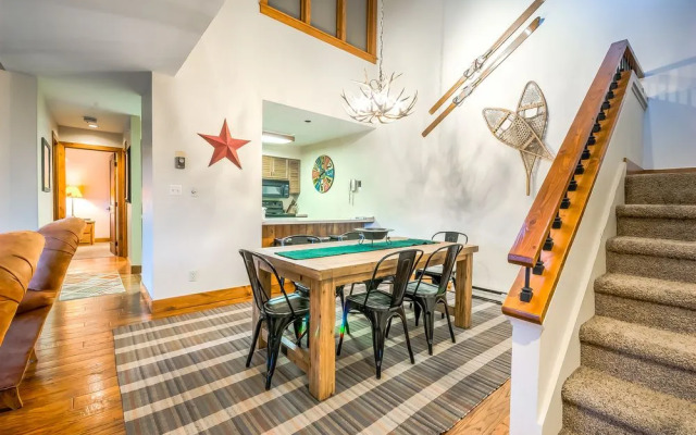 Invitingly Furnished3 Bedroom Timber Run 112 In Steamboat Springs