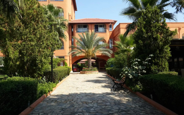 Club Turtas Beach Hotel - All Inclusive