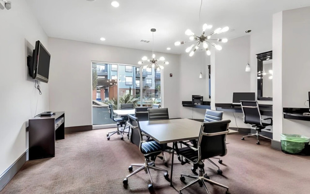 CozySuites at Deep Ellum Dallas