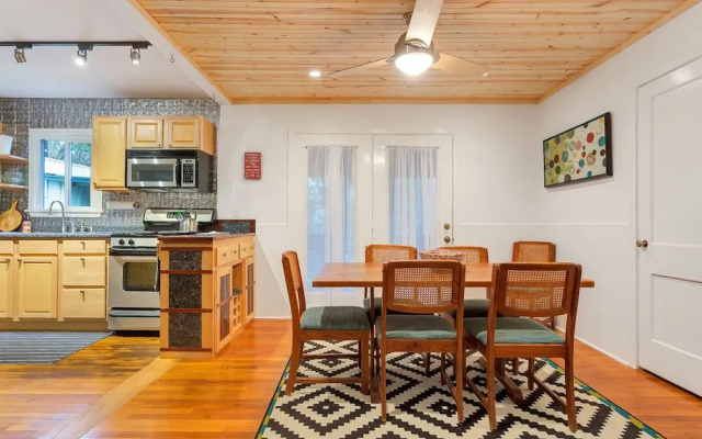 Rosedale House by RedAwning