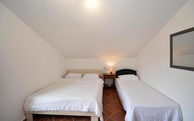Apartment Atina