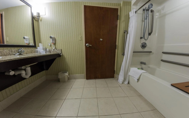 Holiday Inn Express Hotel & Suites Winchester by IHG