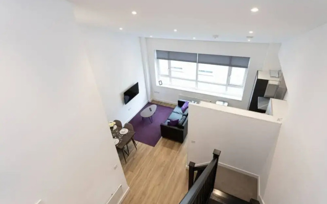 Modern and Spacious Duplex in Manchester City Centre