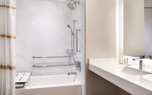 Waterfront Place Hotel