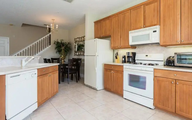 Four-Bedroom Townhouse by Haq Homes