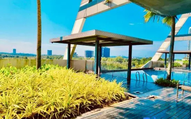 Ramada medini Apartment