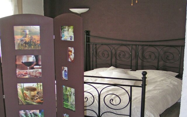 Cozy Cottage With Fenced Pool In A Quiet Area And 30 Km From The Mont Ventoux
