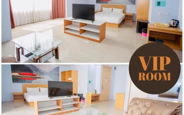 99 Hotel