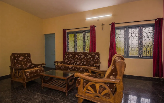 OYO Home 22802 Feildview 3BHK Mapusa