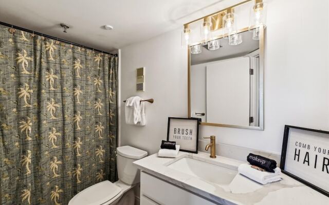 Inlet Reef 518 2 Bedroom Condo by RedAwning