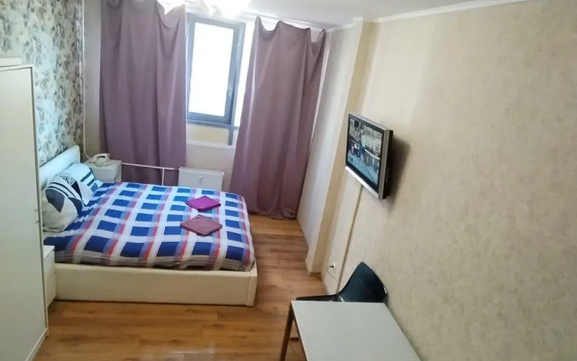 Moskovskaya Metro Apartments
