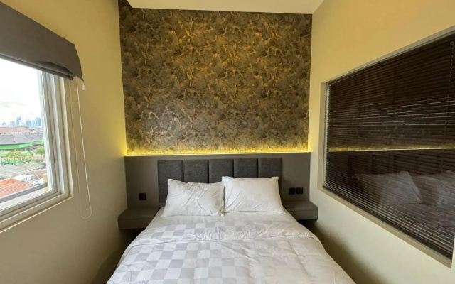 Hotel With OK