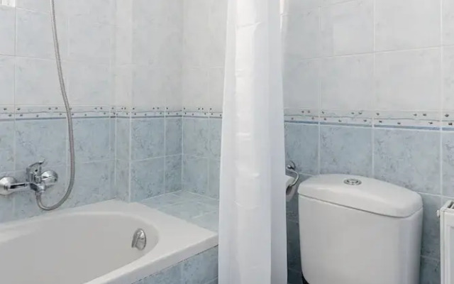 Ideal 1 BR Apartment in Petralona