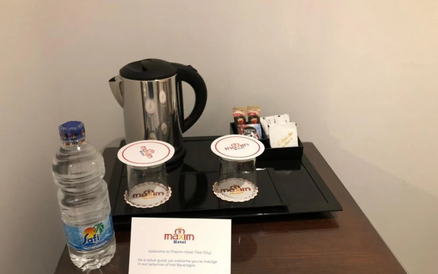 Maxim Hotel