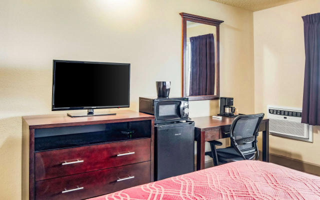 Econo Lodge Newport