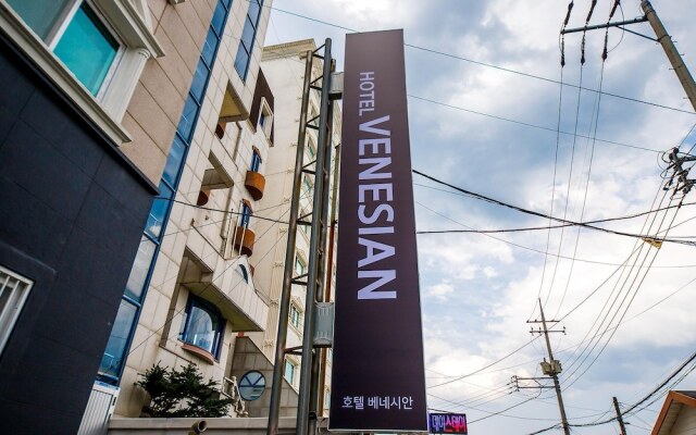 Pohang Yeongildae Venetian