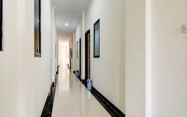 The Shine Residence by OYO Rooms