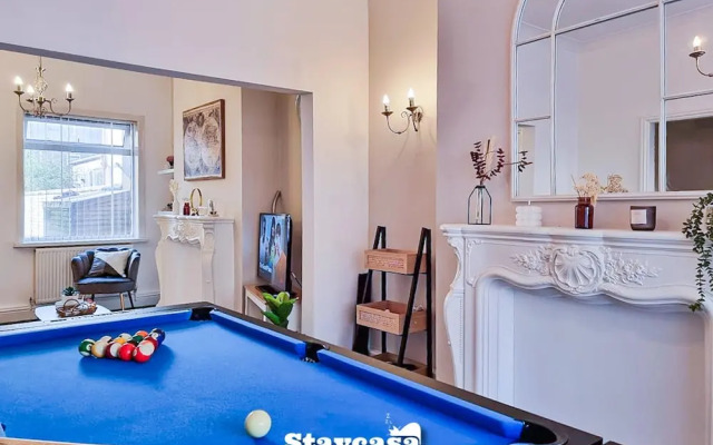 White Cozy House With Pool Table Game Room