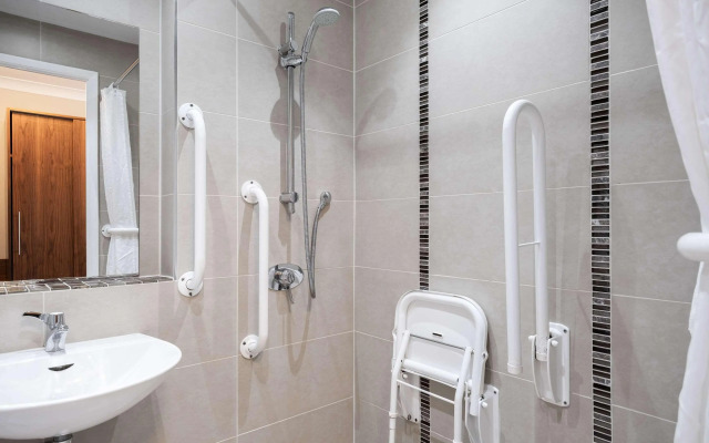 Holiday Inn Newcastle South by IHG