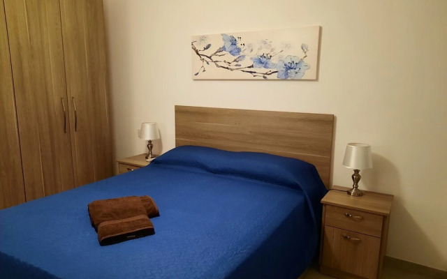 Porto Paolo side sea view ( Condominium )