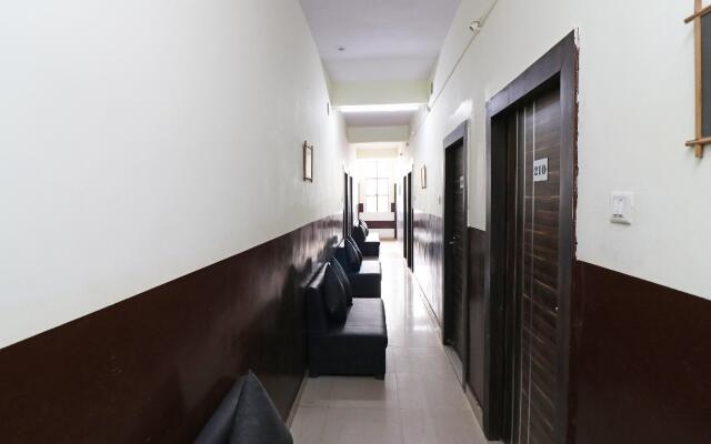 OYO 24172 Hotel Jp Heights
