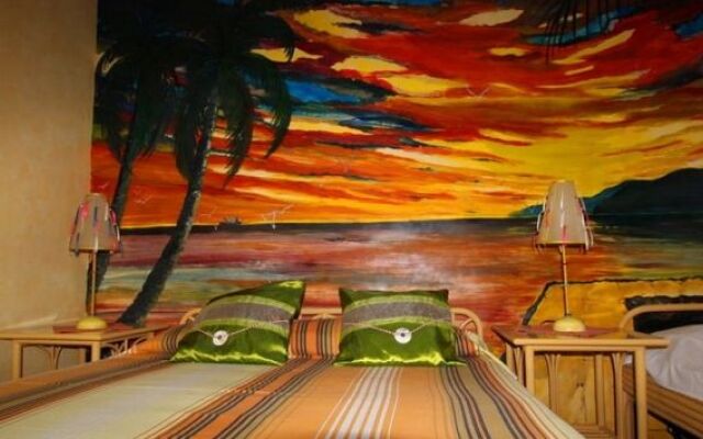Parrot Paradise Resort