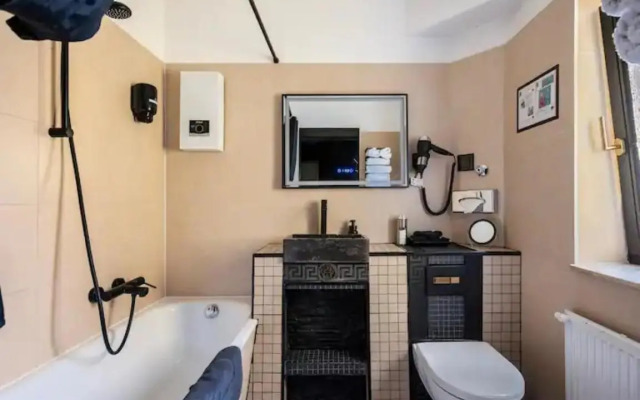 Apartment Eichkamp mit Gartennutzung am Grunewald nahe Messe