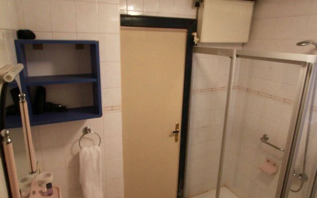 Airport Inn Hotel