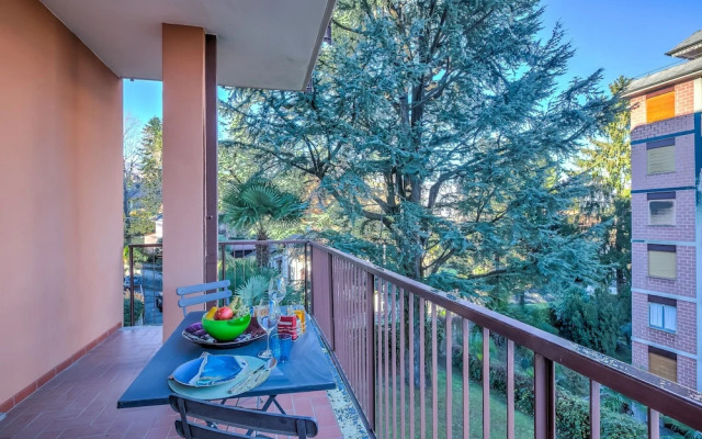 Alel Classy And Chic Apartment