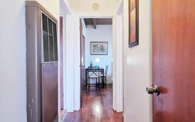 Comfy 2BR 1Bath Apartment near HWY580-80