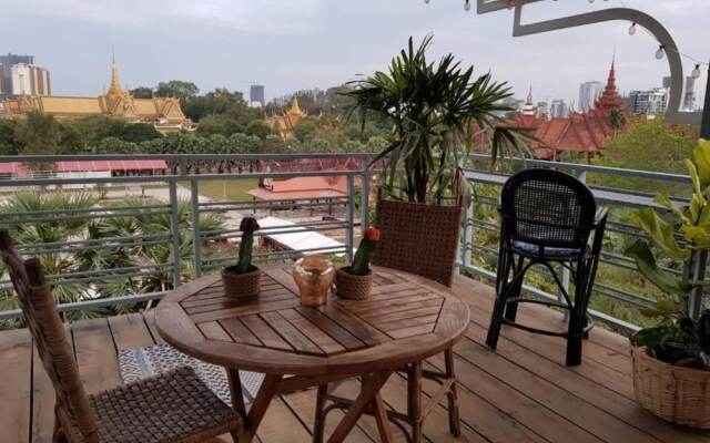 SKY Residence - 50m to Museum and Riverside