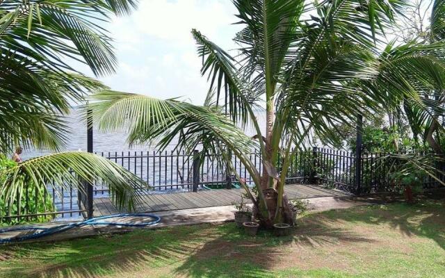 Negombo Holiday Home